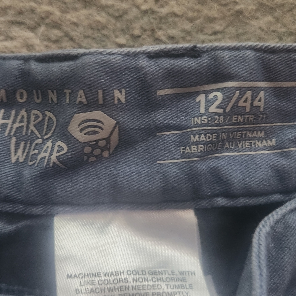 Ladies Mountain Hardware pants